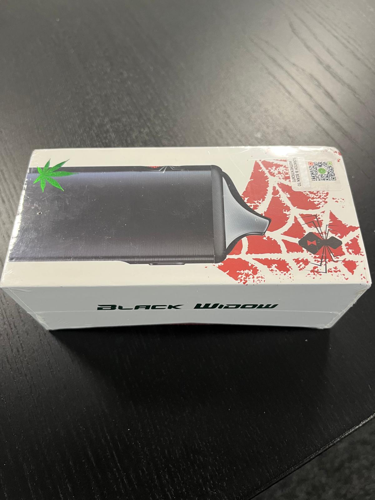 NVP390664-01 BLACK WIDOW DRY HERB VAPORIZER BLACK