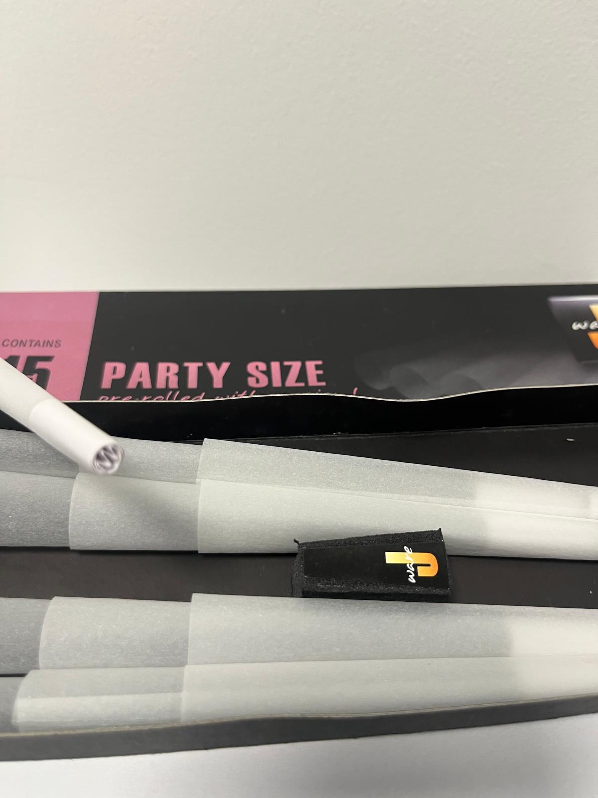 NRP17232 J-Ware Pre-Rolled Cones – Party Size 15 pack.JPG-2