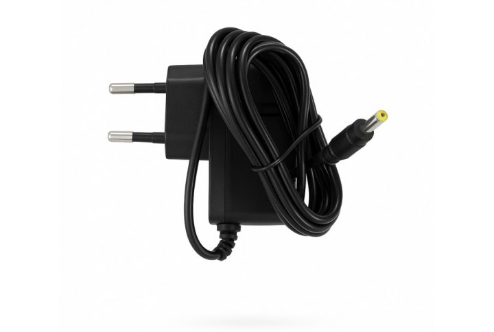 Arizer Solo 12V 2A AC adapter charger with Euro plug on white background