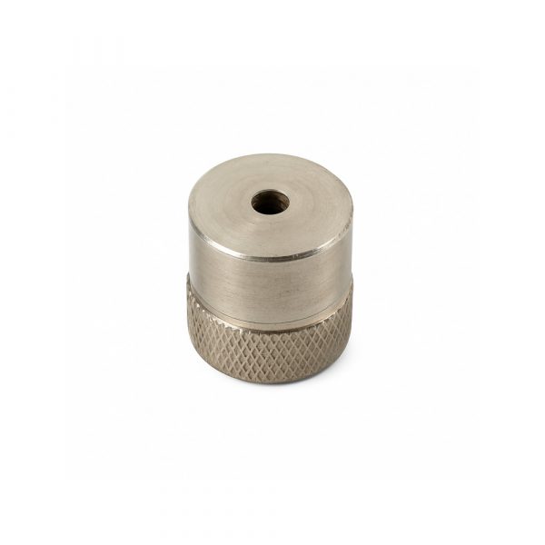 Close-up of the screw-top lid mechanism on the windproof metal cone piece