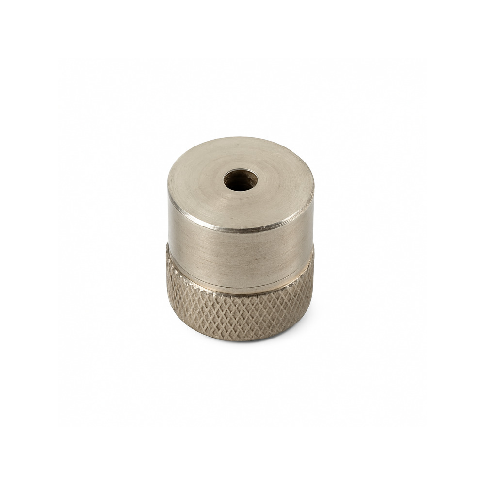 Close-up of the screw-top lid mechanism on the windproof metal cone piece