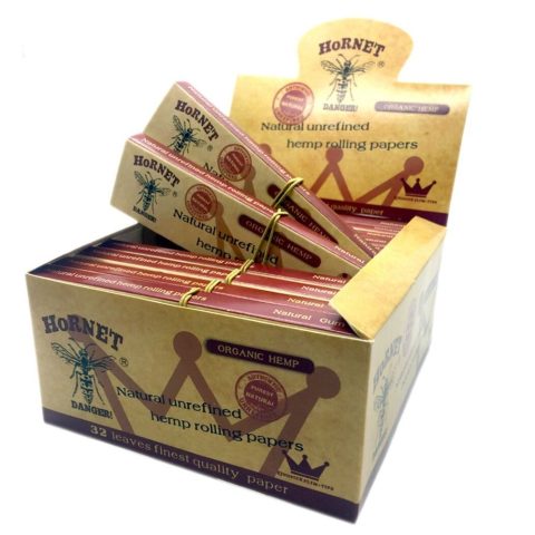 Hornet Connoisseur Organic King Size Paper With Tips Filter Roach Booklet Box of 24